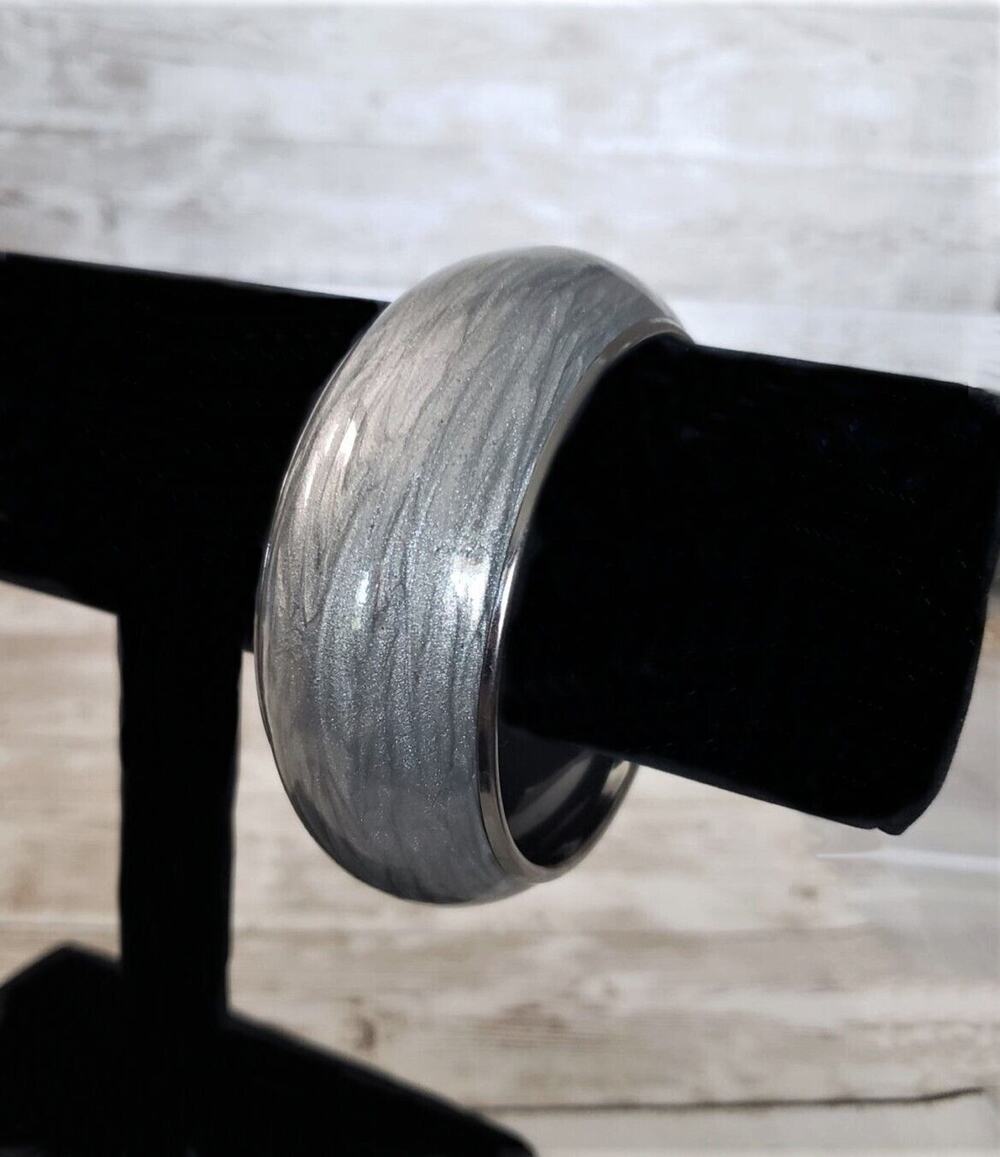 Vintage Bracelet / Bangle Silvery Gray Chunky Statement Bracelet